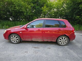 2006 Kia Cerato I, красный, 260000 рублей, вид 4