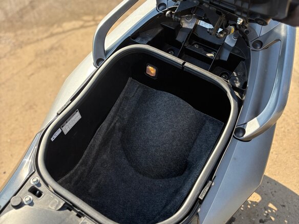 2009 Yamaha TMAX, серый, 499999 рублей - вид 15