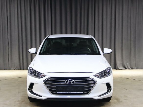 2018 Hyundai Elantra VI (AD), белый, 1149000 рублей - вид 11