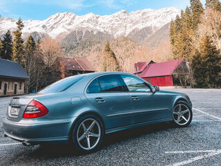 2007 Mercedes-Benz E-Класс 230 III (W211, S211) Рестайлинг, серый, 1400000 рублей, вид 3