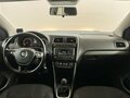 2017 Volkswagen Polo V Рестайлинг, синий - вид 4