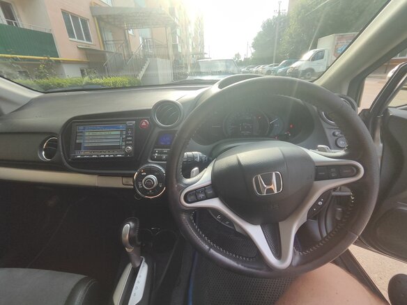 2012 Honda Insight II Рестайлинг, серый, 1060000 рублей - вид 11