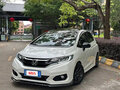 2020 Honda Fit III Рестайлинг, белый, 950100 рублей - вид 2