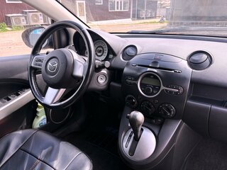 2008 Mazda 2 II (DE), красный, 600000 рублей, вид 4