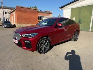 2020 BMW X6 30d III (G06), красный, 7500000 рублей, вид 1