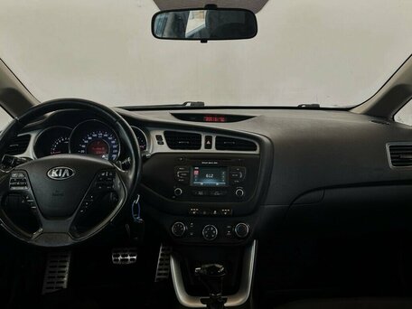 2014 Kia Ceed II, серый, 965000 рублей, вид 5