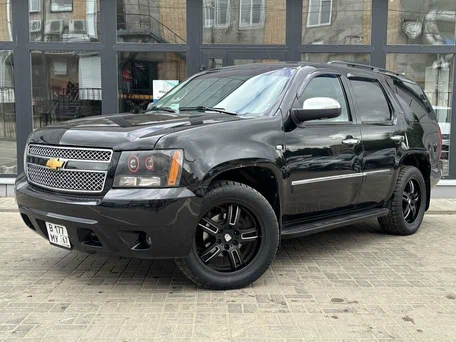 Chevrolet Tahoe III