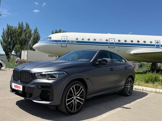 2022 BMW X6 30d III (G06), синий, 9370000 рублей, вид 1