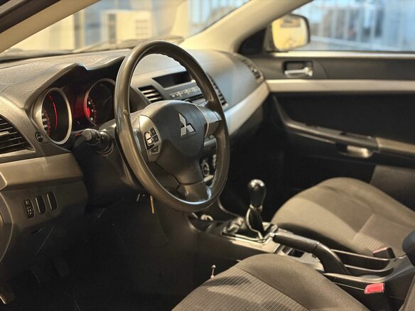 2007 Mitsubishi Lancer X, чёрный, 449000 рублей - вид 9