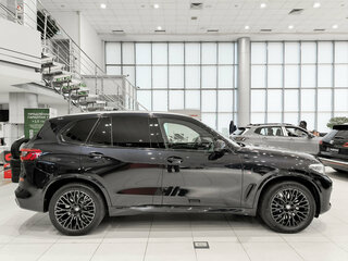 2019 BMW X5 25d IV (G05/G18), синий, 5050000 рублей, вид 4
