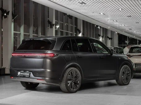2024 Li Auto (Lixiang) L7 I, чёрный, 6450000 рублей, вид 4