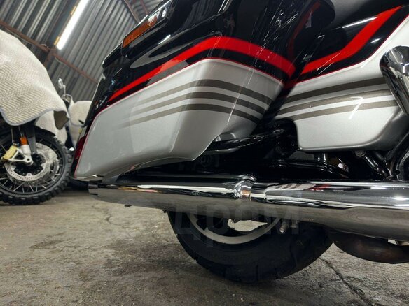 2018 Harley-Davidson Street Glide, серебристый, 1740000 рублей - вид 28
