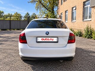 2017 Skoda Rapid I, белый, 900000 рублей, вид 5