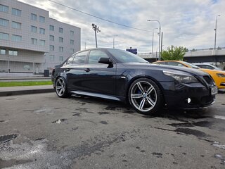 2007 BMW 5 серии 530d V (E60/E61), чёрный, 1600000 рублей, вид 3