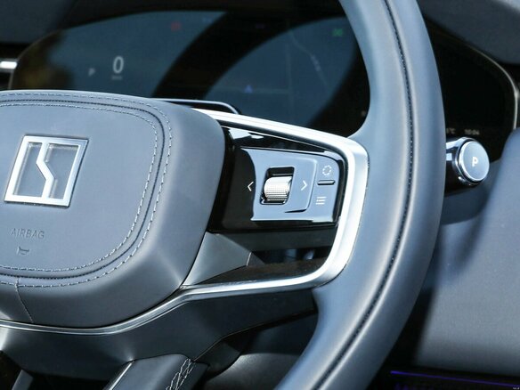 2026 Zeekr 9X 55 kWh (до 3.5 т), чёрный, 12670000 рублей - вид 15