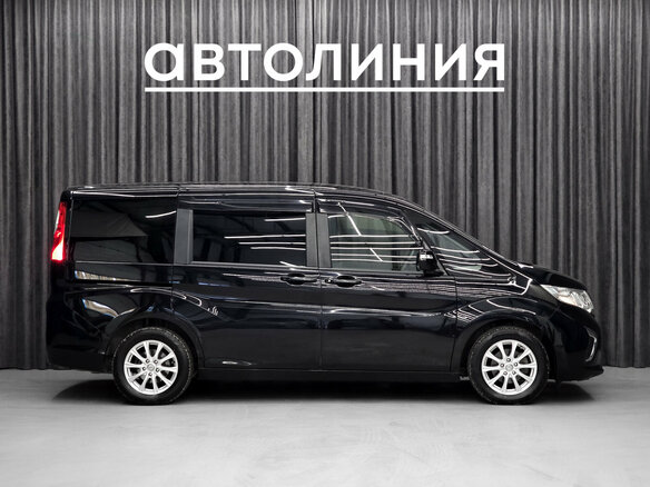 2016 Honda Stepwgn V, чёрный - вид 4