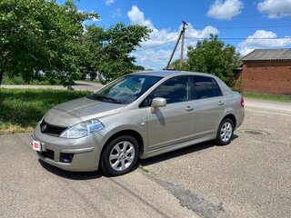 2012 Nissan Tiida I Рестайлинг, коричневый, 850000 рублей, вид 1