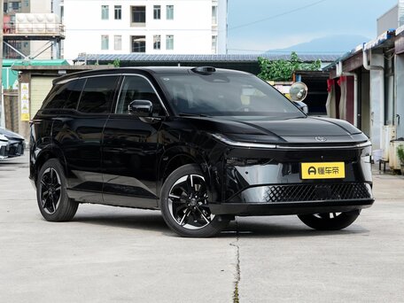 2026 Toyota bZ3X 58.3 kWh, чёрный, 3259000 рублей, вид 3