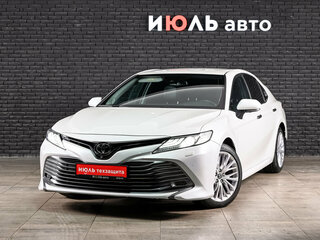 2019 Toyota Camry VIII (XV70), белый, 3120000 рублей, вид 1