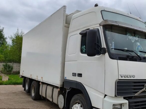 1999 Volvo FH, белый, 1750000 рублей - вид 1