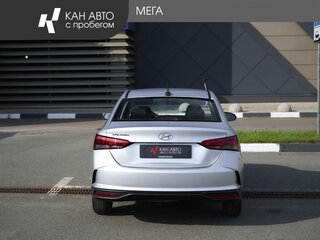 2021 Hyundai Solaris II Рестайлинг, серый, 1650000 рублей, вид 4