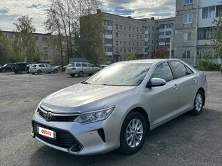 2015 Toyota Camry VII (XV50) Рестайлинг, серый, 1700000 рублей, вид 1