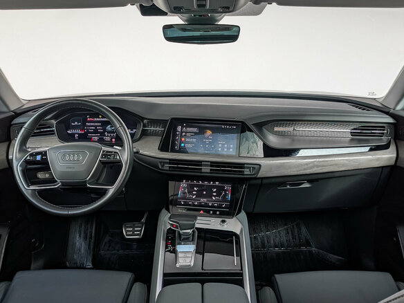 2023 Audi Q6 45 TFSI, чёрный, 6750000 рублей - вид 13