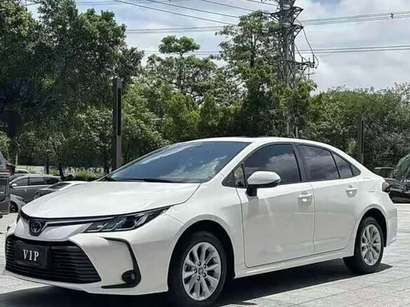 2024 Toyota Corolla XII (E210), белый, 1450000 рублей - вид 2