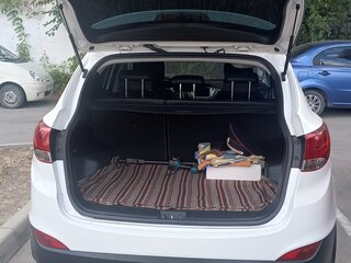 2013 Hyundai ix35 I Рестайлинг, белый, 1800000 рублей, вид 4