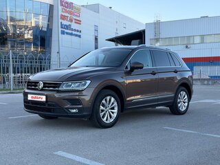 2017 Volkswagen Tiguan II, коричневый, 2297000 рублей, вид 1