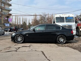 2005 BMW 3 серии 323i V (E90/E91/E92/E93), чёрный, 1500000 рублей, вид 1