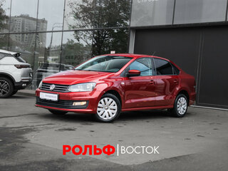 2015 Volkswagen Polo V Рестайлинг, красный, 950000 рублей, вид 1
