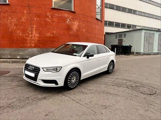 2016 Audi A3 III (8V), белый, 1900000 рублей, вид 2