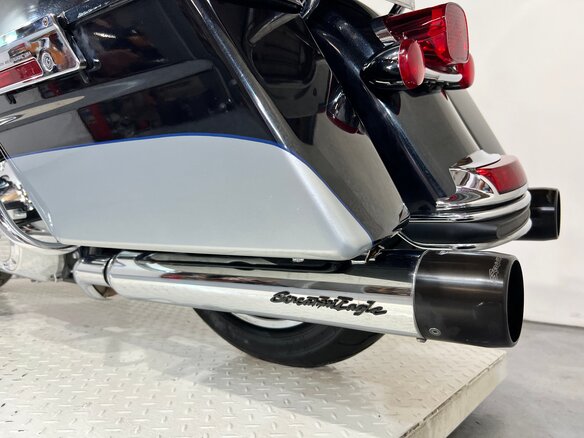 2012 Harley-Davidson Electra Glide, серебристый, 749000 рублей - вид 24