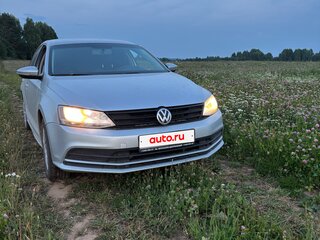 2018 Volkswagen Jetta VI Рестайлинг, серебристый, 1032000 рублей, вид 2