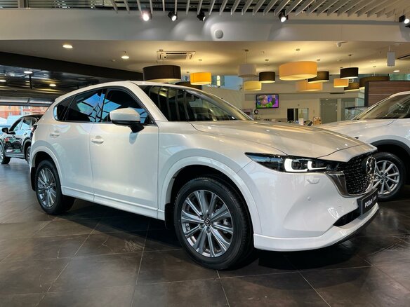 2025 Mazda CX-5 II Рестайлинг, белый