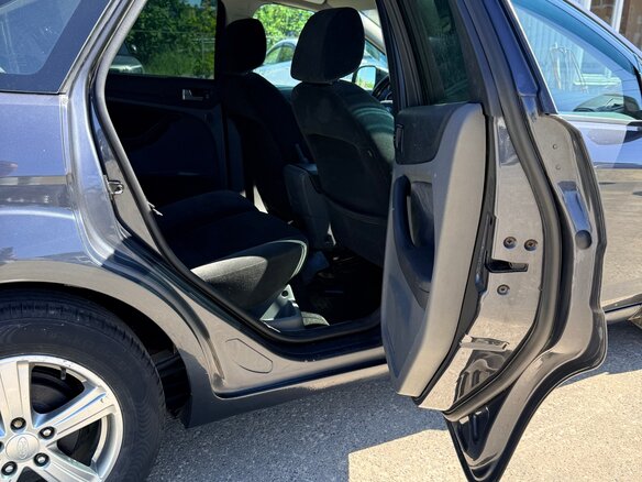2008 Ford Focus II Рестайлинг, серый - вид 14
