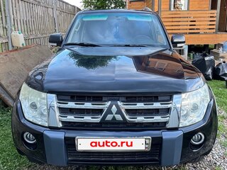 2010 Mitsubishi Pajero IV, чёрный, 1650000 рублей, вид 3