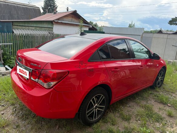 2012 Chevrolet Cruze I, красный - вид 2