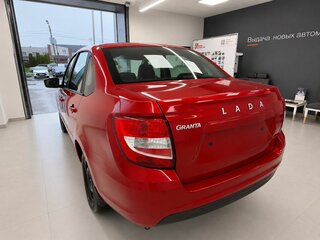 2026 Lada (ВАЗ) Granta I Рестайлинг, красный, 1121000 рублей, вид 4