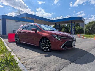 2018 Toyota Corolla Sport XII (E210), красный, 1750000 рублей, вид 3