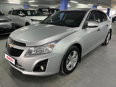 2014 Chevrolet Cruze I Рестайлинг, серебристый, 765000 рублей, вид 1