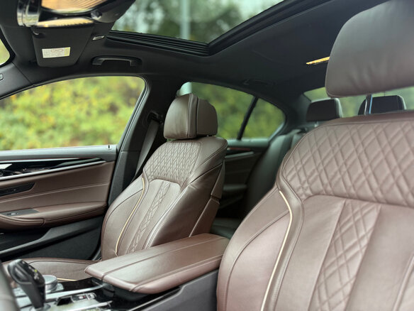 2021 BMW 5 серии 530i VII (G30/G31/G38) Рестайлинг, белый, 4950000 рублей - вид 10