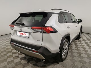 2025 Toyota RAV4 V (XA50), белый, 5990000 рублей, вид 5