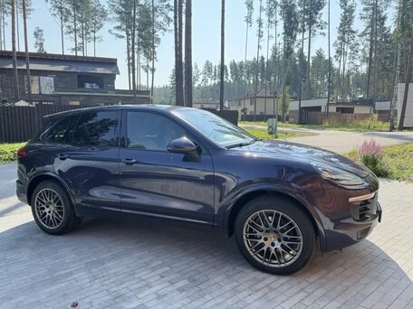 2018 Porsche Cayenne Diesel II Рестайлинг (958), фиолетовый, 5050000 рублей, вид 3