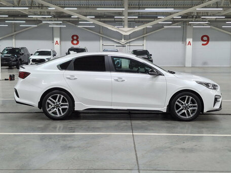 2020 Kia Cerato IV, белый, 2060000 рублей, вид 5