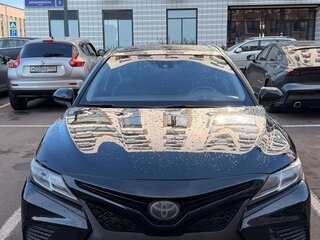 2018 Toyota Camry VIII (XV70), чёрный, 1659000 рублей, вид 4