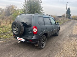 2018 Chevrolet Niva I Рестайлинг, зелёный, 700000 рублей, вид 4
