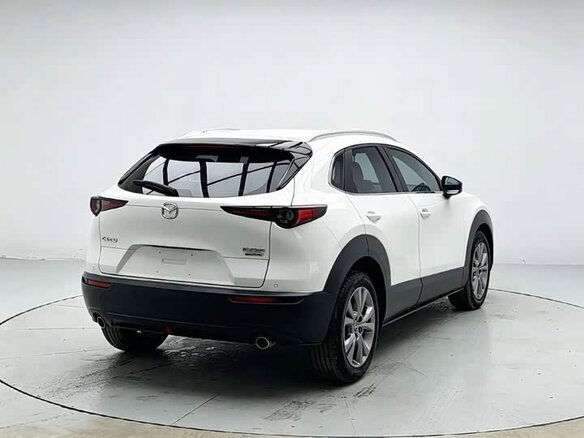 2022 Mazda CX-30 I, белый, 2089000 рублей - вид 5