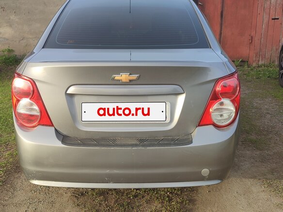 2012 Chevrolet Aveo II, серый, 550000 рублей - вид 2